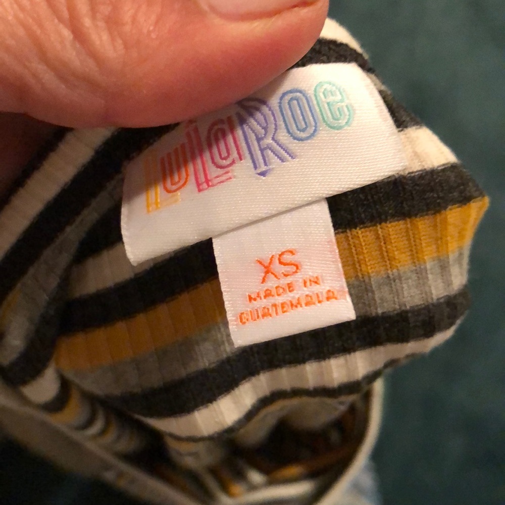 Lularoe Carly - Picture 3 of 3